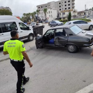 Kozan’da Trafik Kazası: 3 Yaralı
