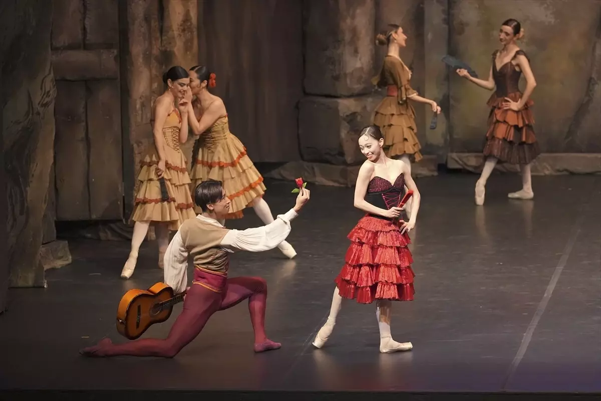 antalya dob don kisot balesini sanatseverlerle bulusturuyor vy9tDI1U