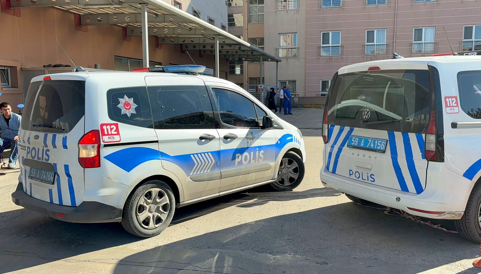 cenaze evinde silahlar konustu 2 olu tN1uhHHt