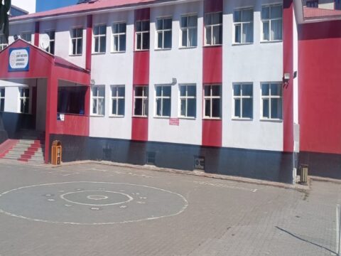 Sınıfta Gaz Paniği: 30 Öğrenci Hastanelik Oldu