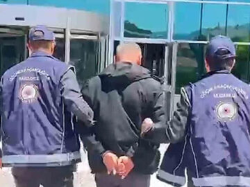Bolu’da Otoyolda Durdurulan Kamyonda 10 Düzensiz Göçmen Ele Geçirildi